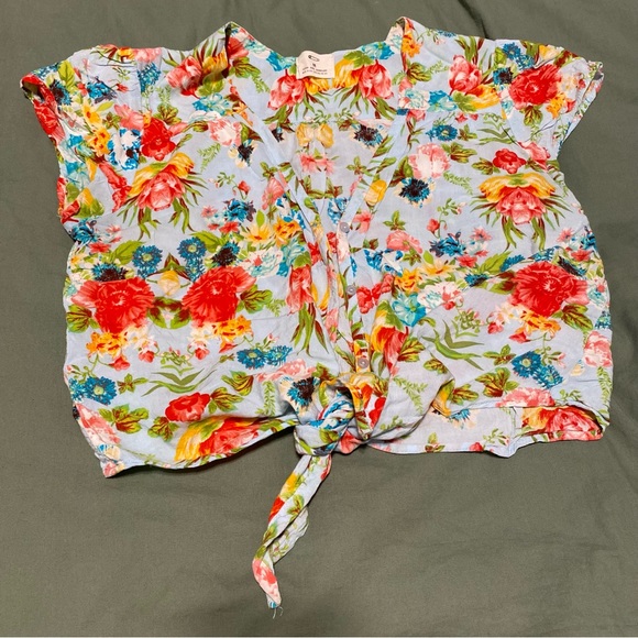 Tie front button down blouse - Picture 1 of 6